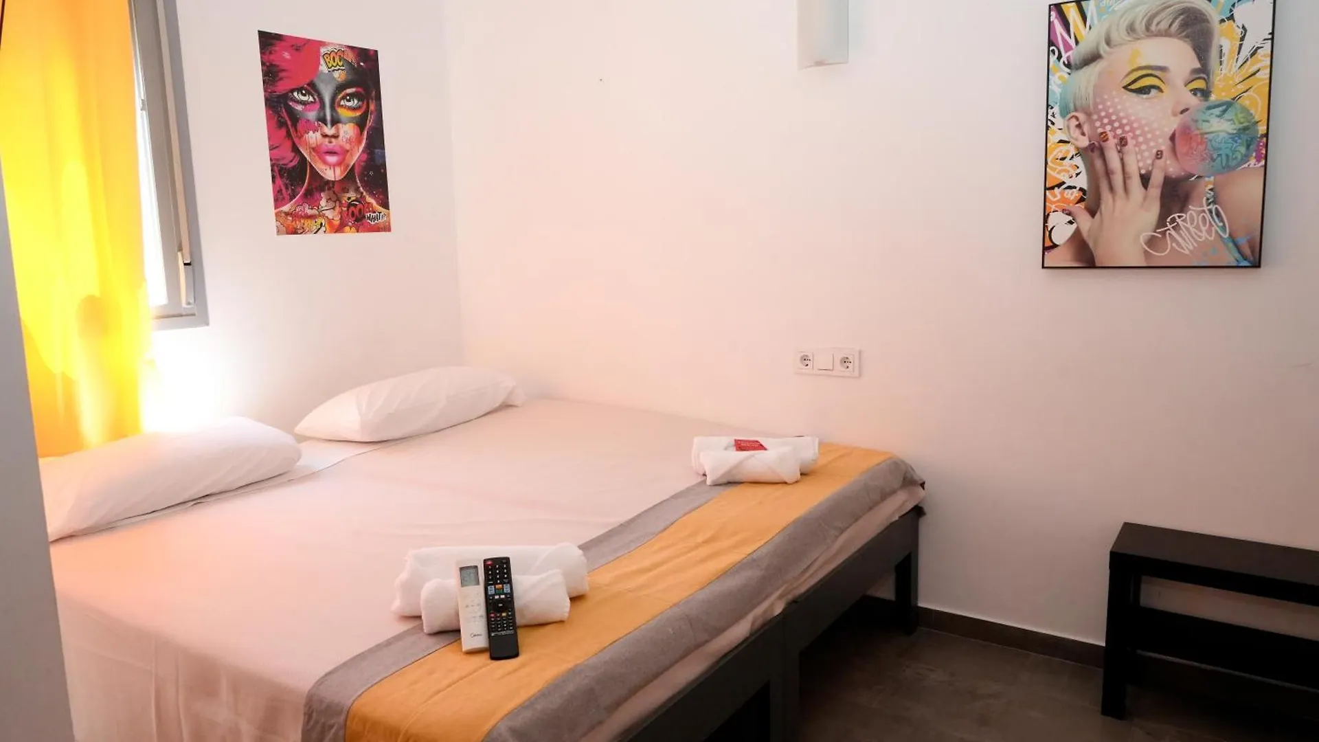 New Art Hostel - Albergue Juvenil Palma de Maiorca