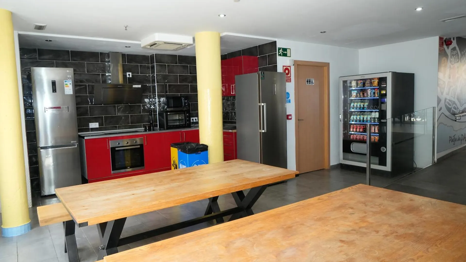 New Art Hostel - Albergue Juvenil Palma di Maiorca 0*,  Spagna